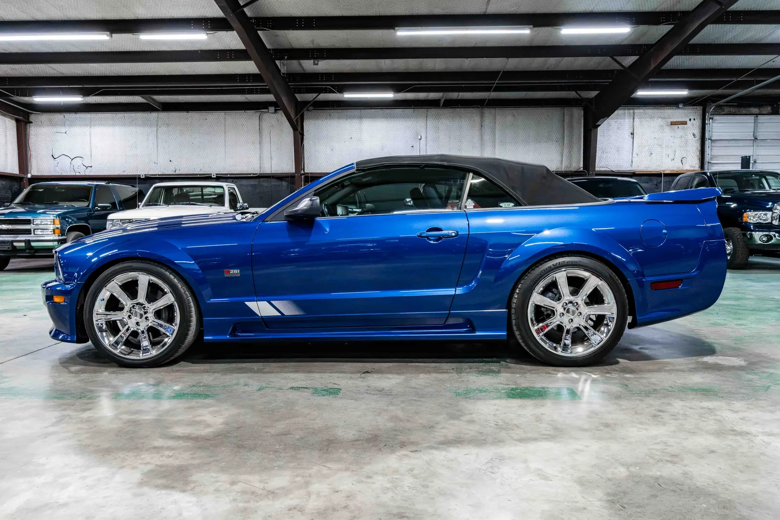 2006-Ford-Mustang-Vista Blue Metallic-1ZVFT85H365Q98953-55.jpg
